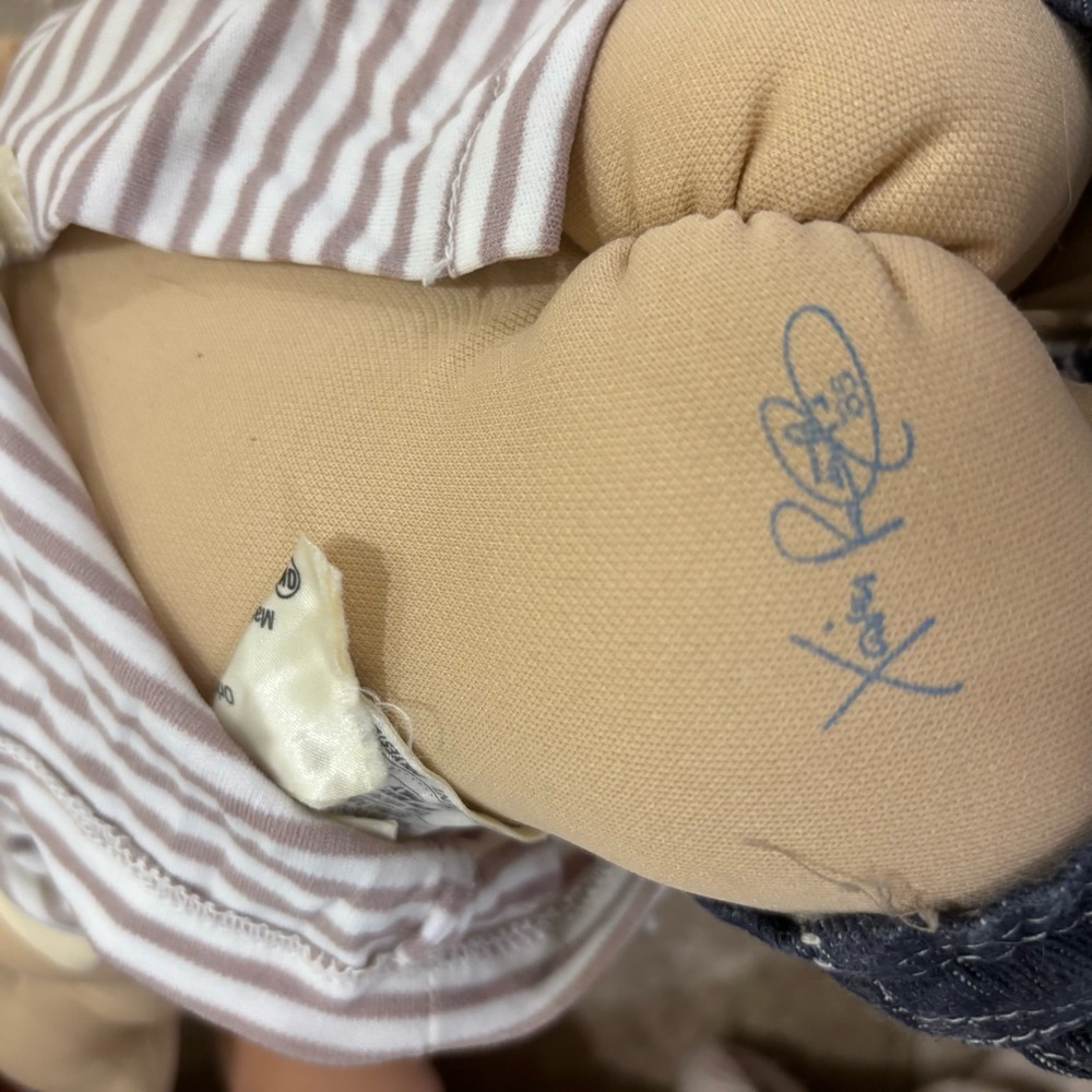 Set of two‎ Vintage 1985 Cabbage Patch Kid's Dolls (Xavier Roberts Signed) - Picture 9 of 10